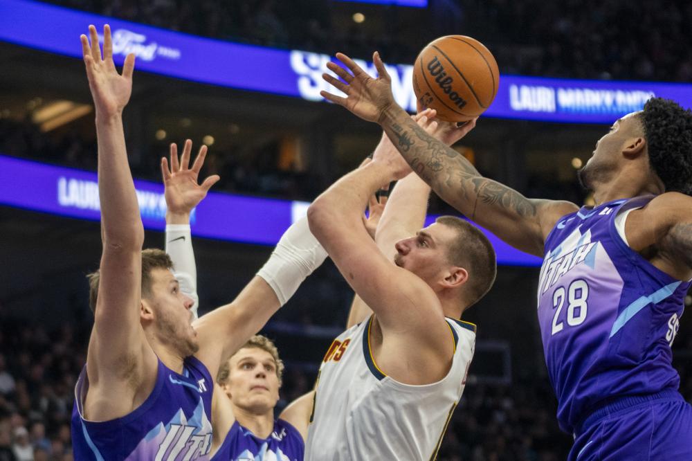 队在防线上 队在防线上