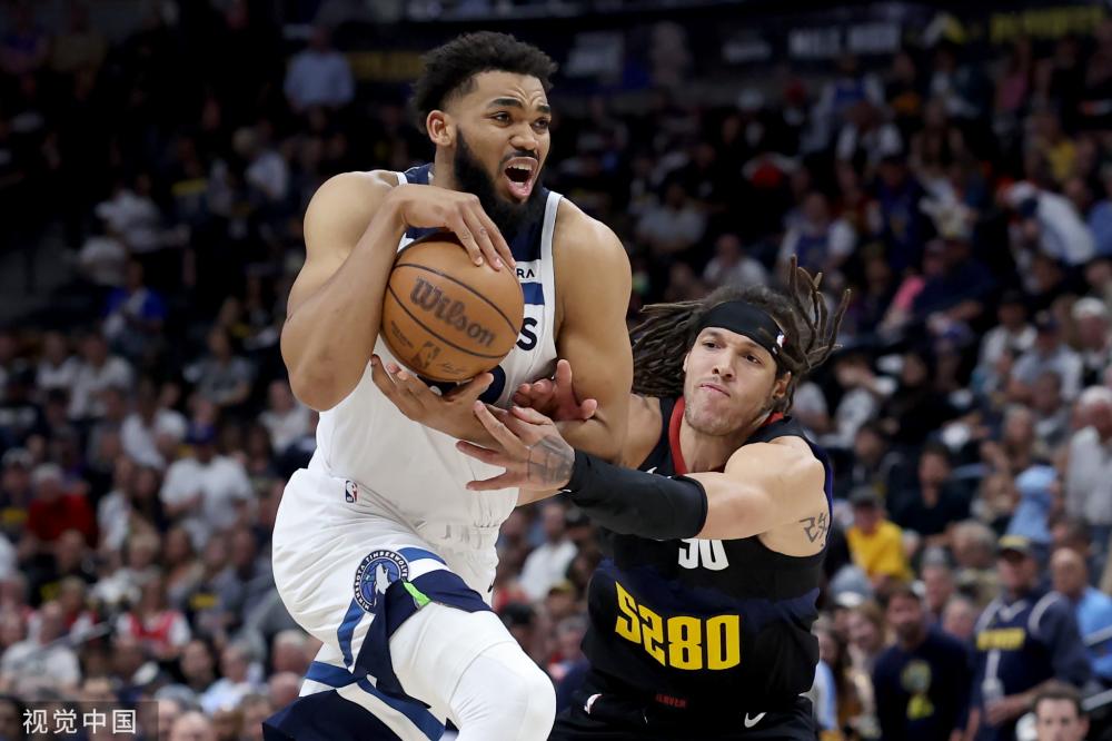 是扑向左侧 是扑向左侧