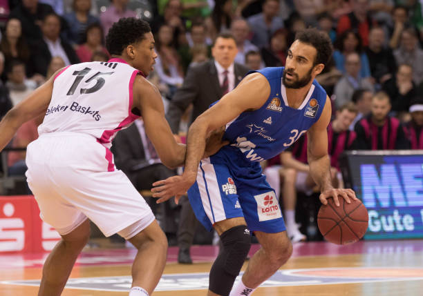 紧密防守 紧密防守