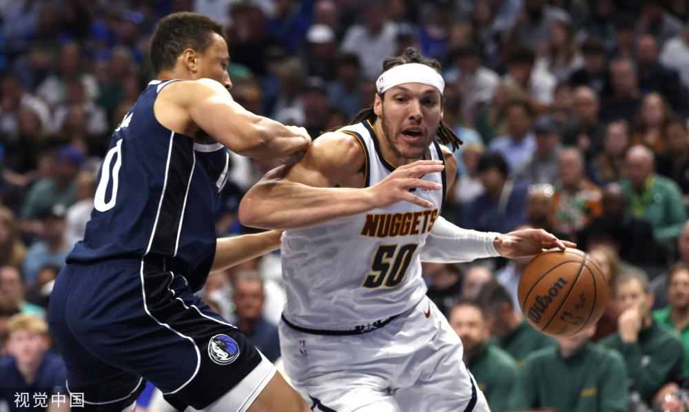 二是对球员 二是对球员